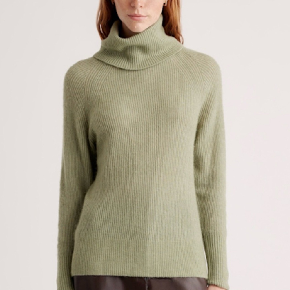 Women's Quince Green Alpaca Turtleneck Sweater